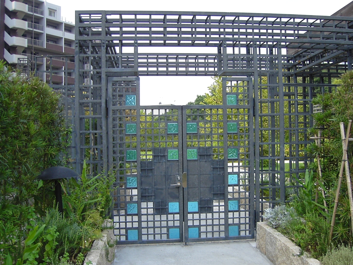 エクステリア（大阪府）（2005年）