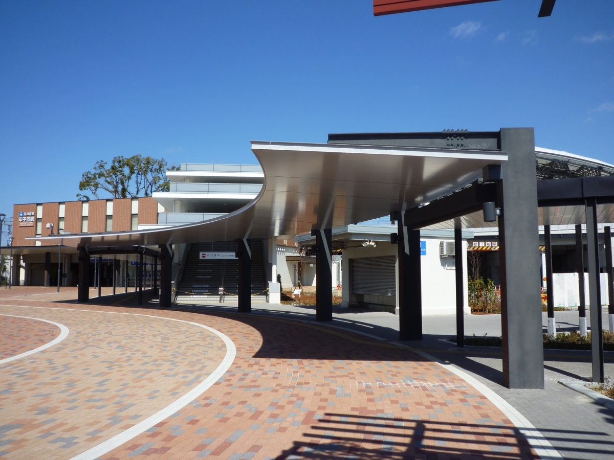 駅前広場（兵庫県）（2020年）