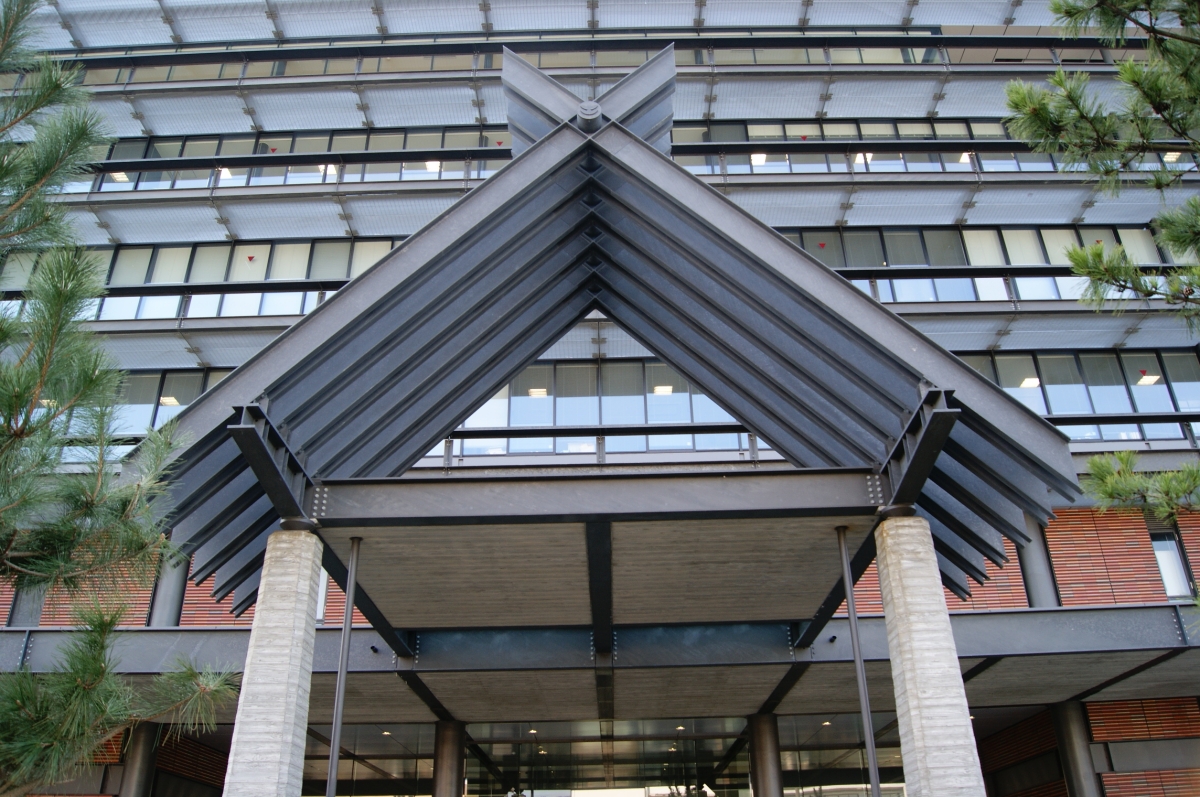 庁舎（島根県）（2008年）